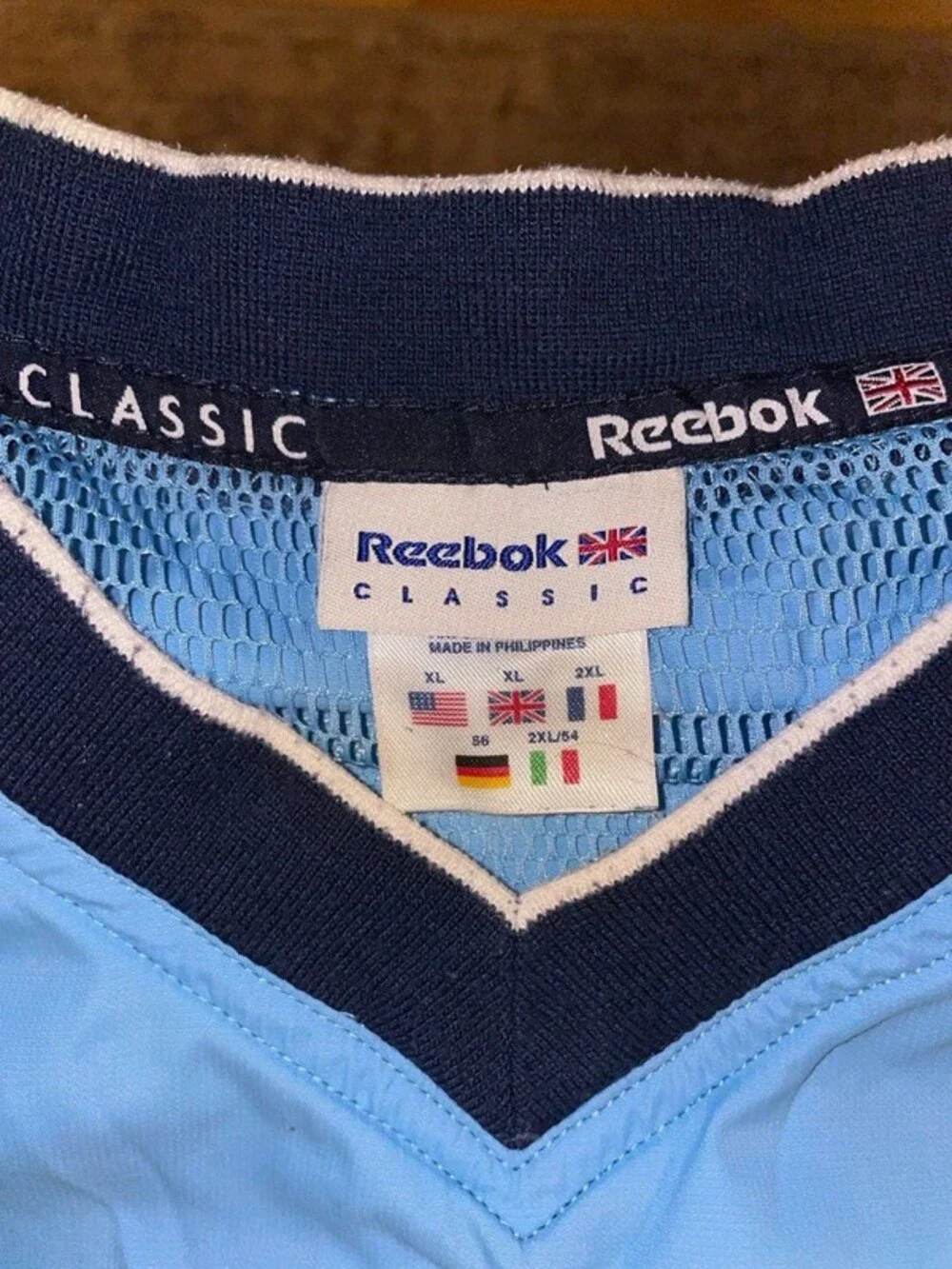 Vtg blue Reebok Classics windbreaker - Picture 3 of 4